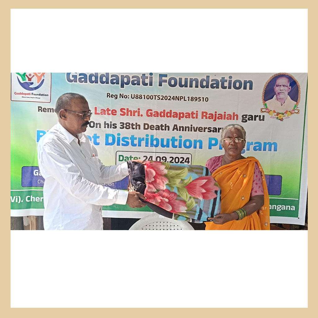 Gaddapati Foundation_Balanket Distribution-02